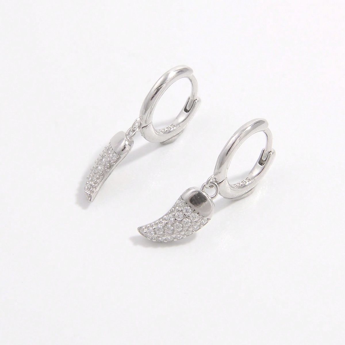 925 Sterling Silver Zircon Chili Shape Earrings