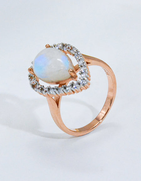 Moonstone Teardrop-Shaped 925 Sterling Silver Ring