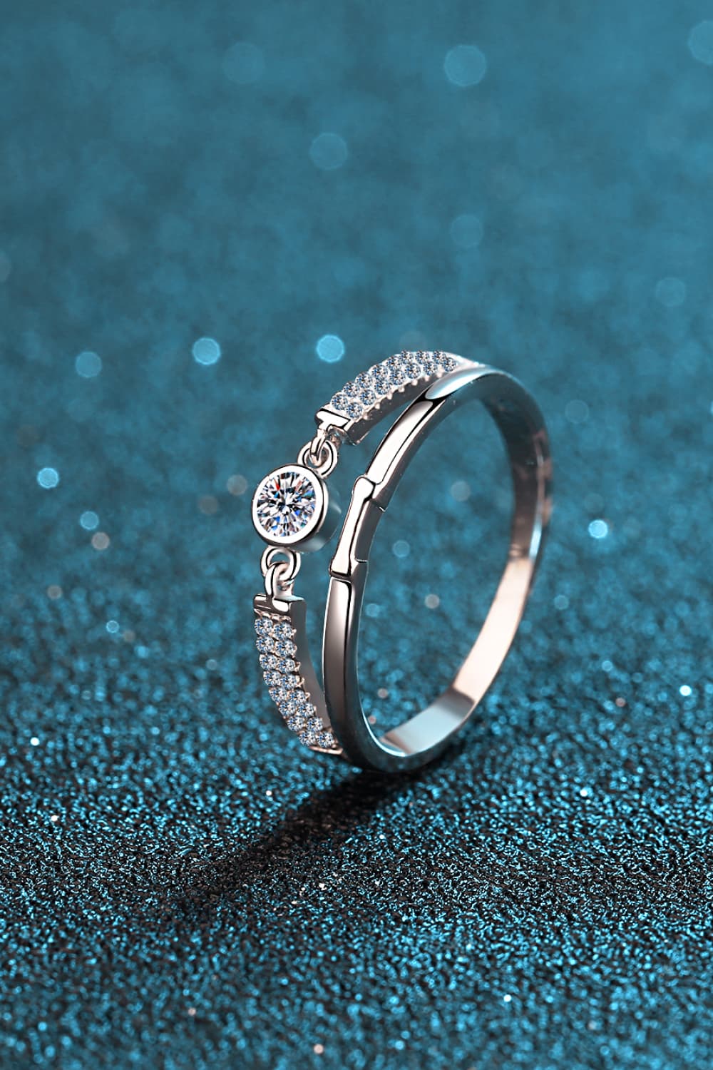 Moissanite Cutout Rhodium-Plated Ring