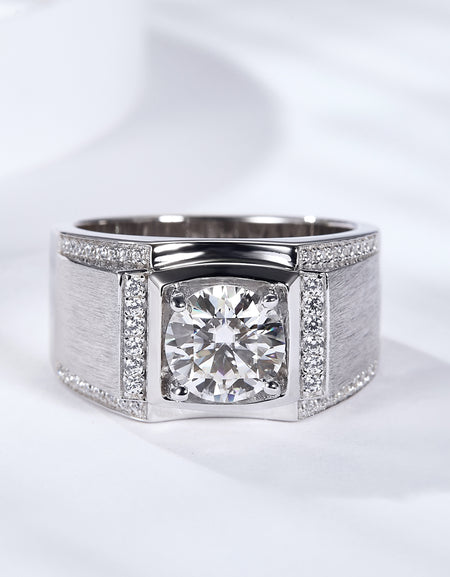 So Charmed 1 Carat Moissanite Ring