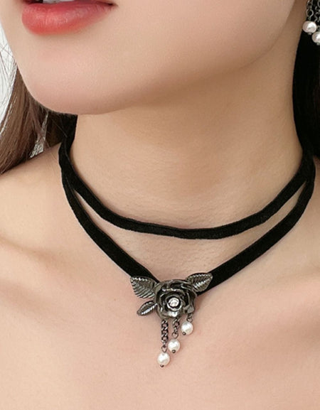 Double-Layered Floral Necklace