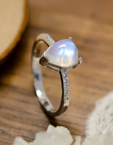 High Quality Natural Moonstone Teardrop Side Stone Ring