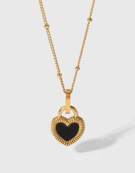 Contrast Heart Pendant Necklace