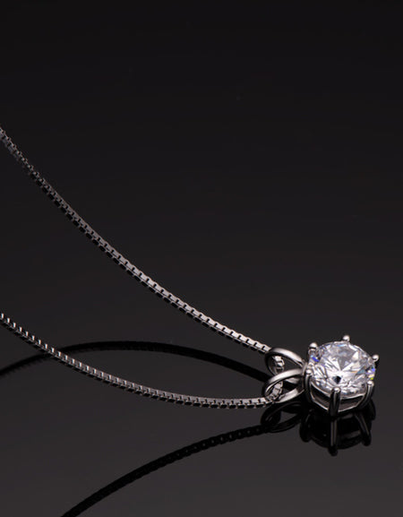 925 Sterling Silver 1 Carat Moissanite Pendant Necklace