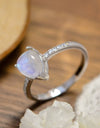 High Quality Natural Moonstone Teardrop Side Stone Ring