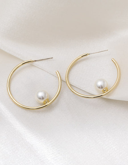 Pearl C-Hoop Earrings