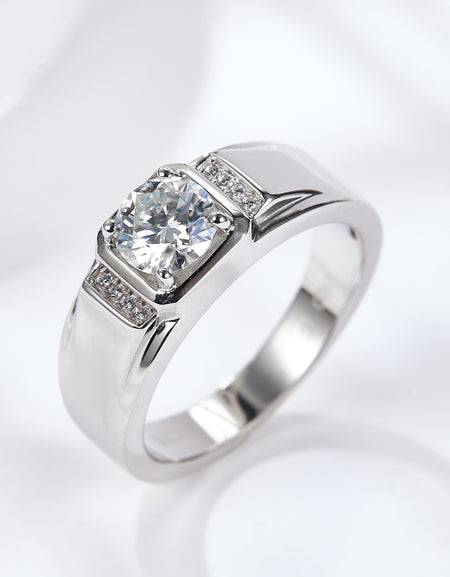 From The Heart 1 Carat Moissanite Ring